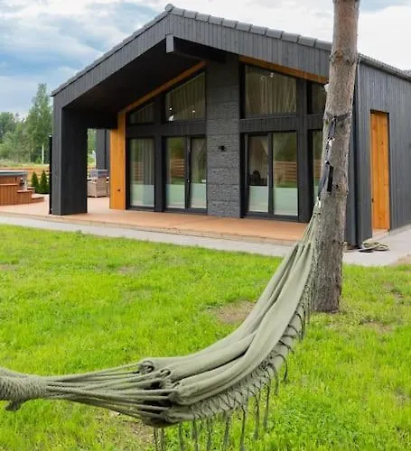 Kolmnurga Villa Audru